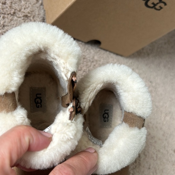 Baby girl UGG - Picture 5 of 7